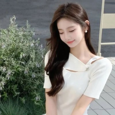 扬鞭策马赋倾城